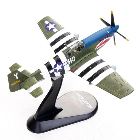 P-51B Mustang Blue Nose Die-Cast Model 5 P-51B Mustang Blue Nose Die-Cast Model