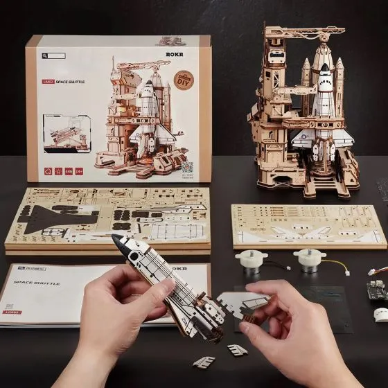 Mechanical Space Shuttle Launch 3D Puzzle Display 2 Mechanical Space Shuttle Launch 3D Puzzle Display