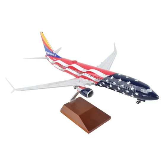 SkyMarks Supreme Southwest Boeing 737-800 Freedom One Model 12 SkyMarks Supreme Southwest Boeing 737-800 Freedom One Model