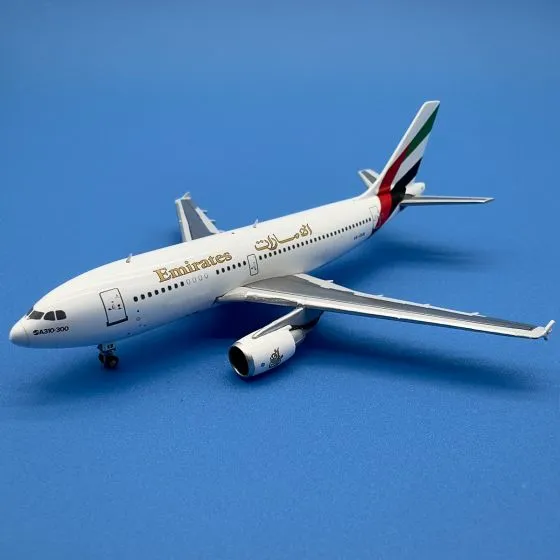 Emirates Airways Airbus A310-300 Diecast Model 14 Emirates Airways Airbus A310-300 Diecast Model