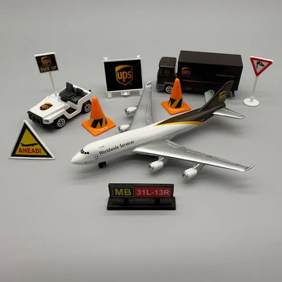 UPS Logistics Airport Play Set