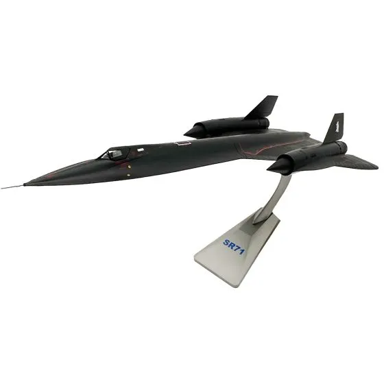 Lockheed SR-71A Blackbird Kadena AFB Die-Cast Model 2 Lockheed SR-71A Blackbird Kadena AFB Die-Cast Model