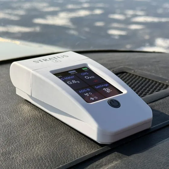 Stratus 4 ADS-B Receiver