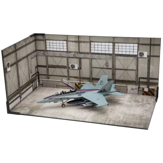 Military Aircraft Hangar Base and Background Diorama 1:72 Scale